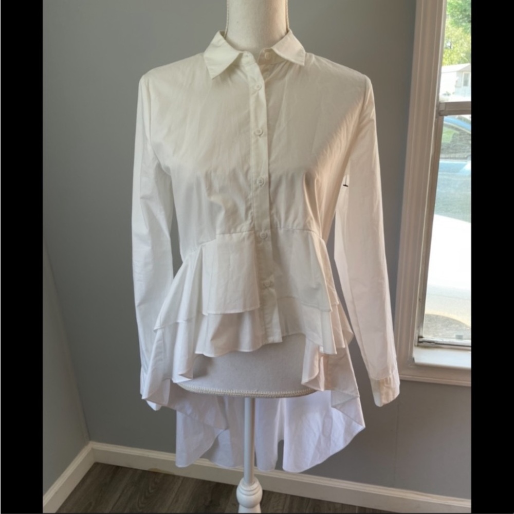 Zara The Circus shirt size small